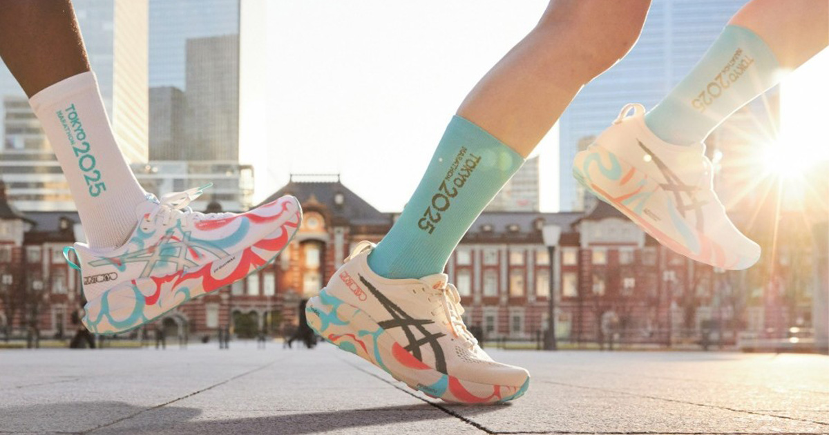 アシックス」が“東京マラソン 2025”開催を記念したランニングシューズ2