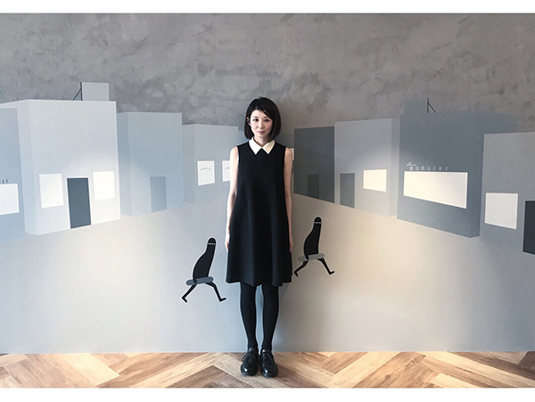 原宿にも現れたモンスターは何者？女性ペインター LYの《I'M LUV 25