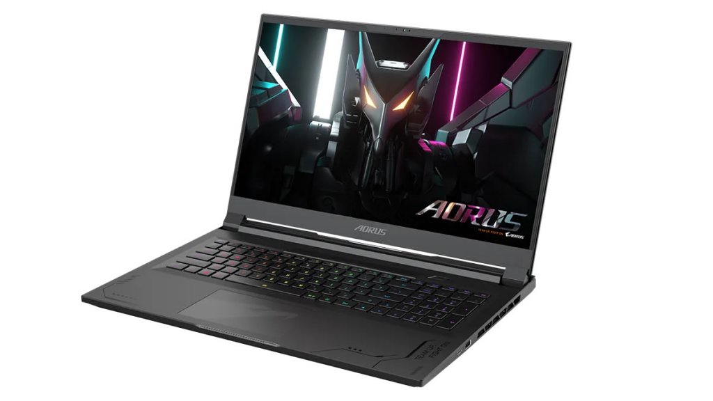 ノートもRTX40シリーズへ、GeForce RTX 4090 Laptop GPU搭載AORUSハイ
