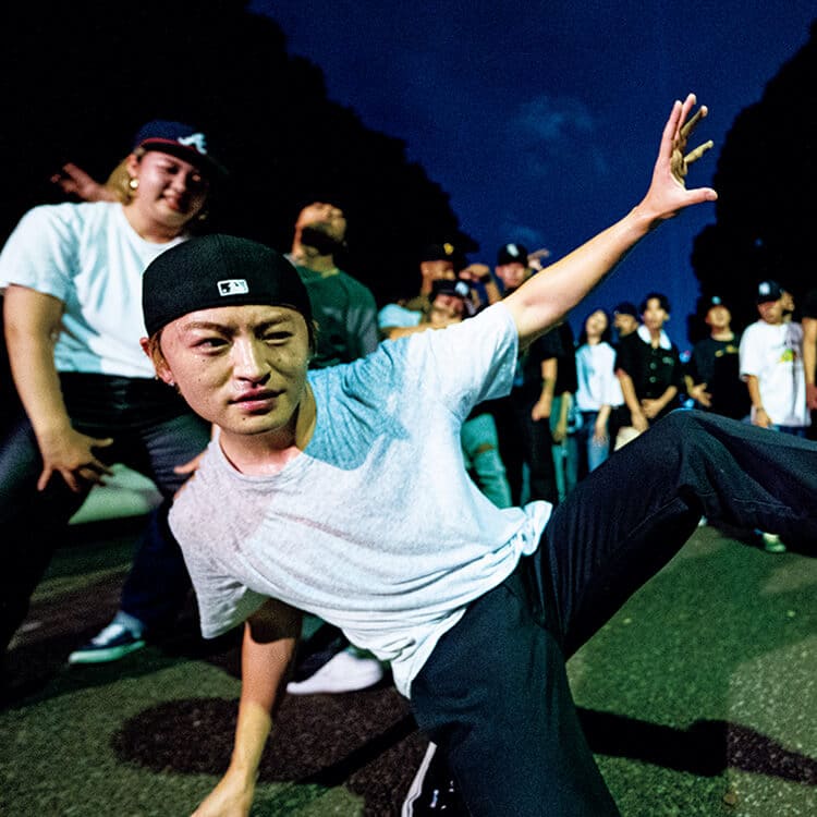 ダンサー、俳優・佐野玲於が語る夜「一生、ストリートで踊っていきたい