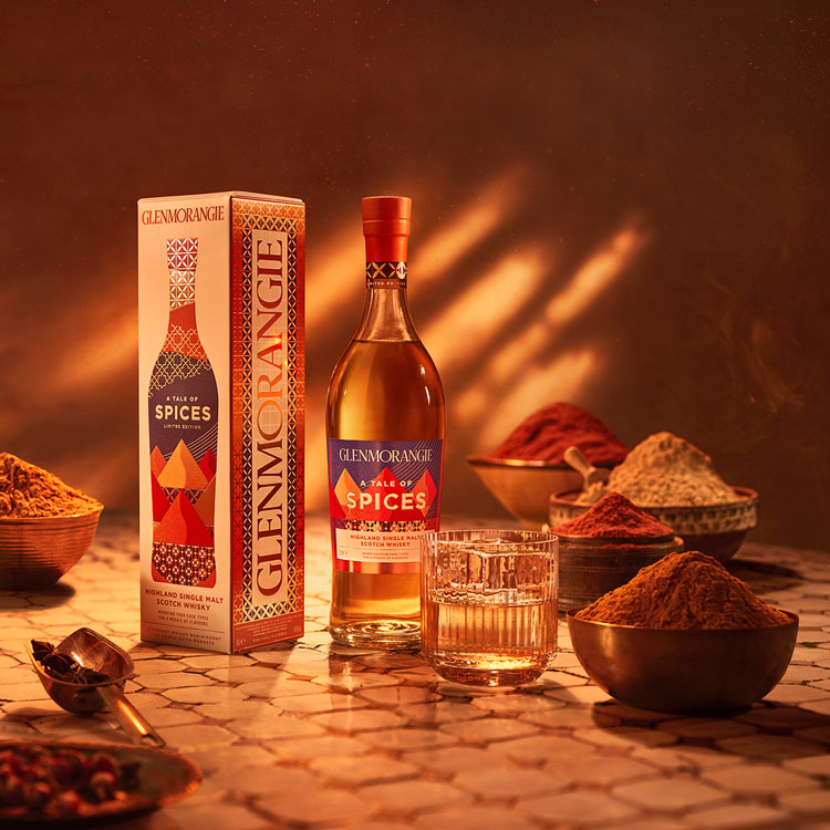 グレンモーレンジィ〉の新作「スパイス」。モロッコ産赤ワイン樽使用の