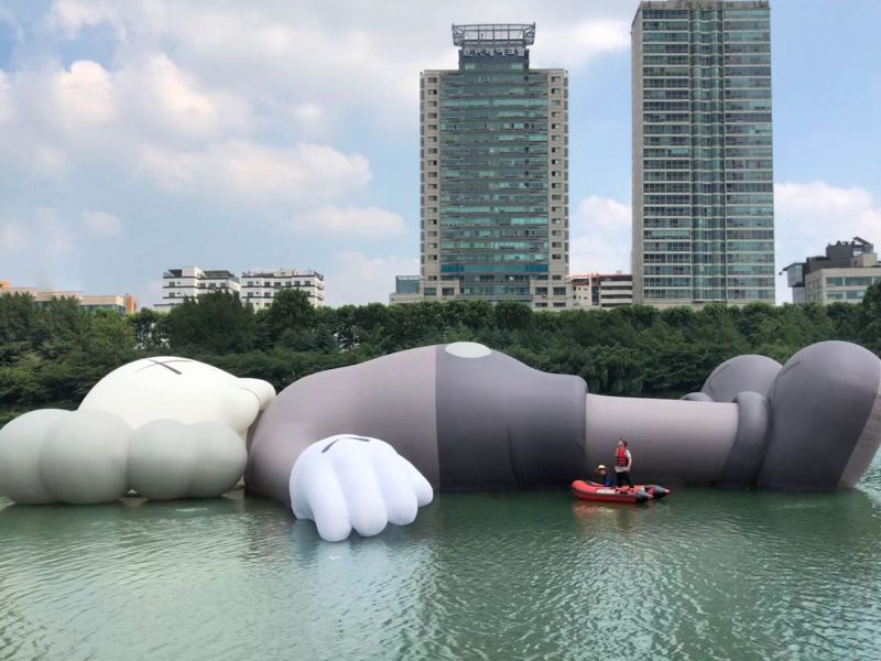 KAWS' giant floating 'Companion' appears on Seoul lake | CNN