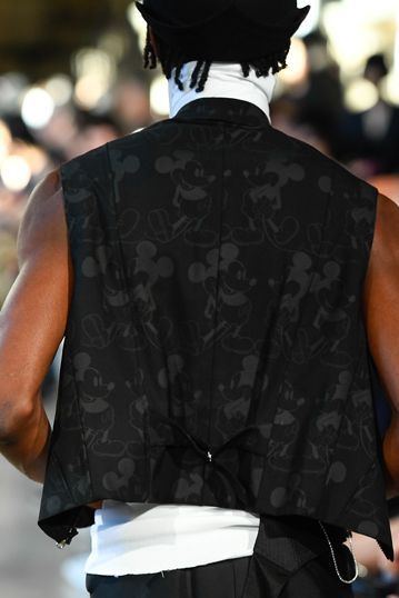 ミッキーとデュエットを奏でる！ タカヒロミヤシタザソロイスト. 2020