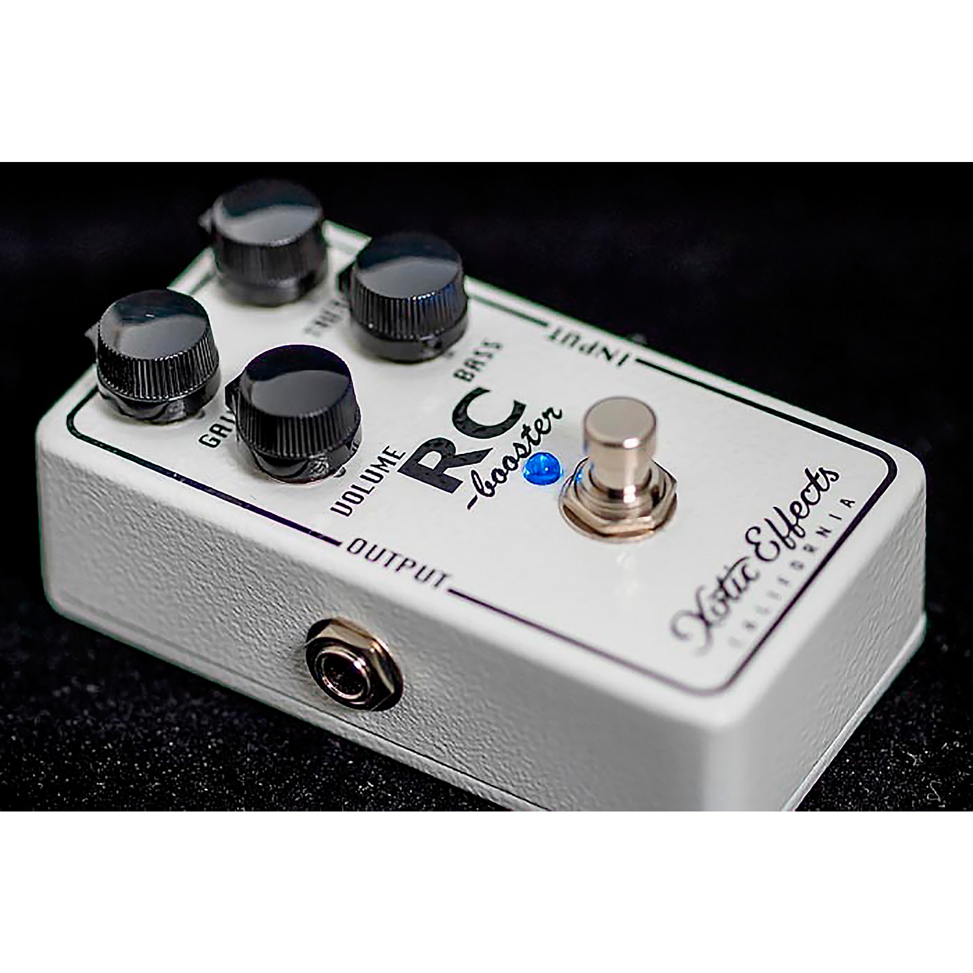 Xotic RC Booster Classic Effects Pedal White | Guitar Center