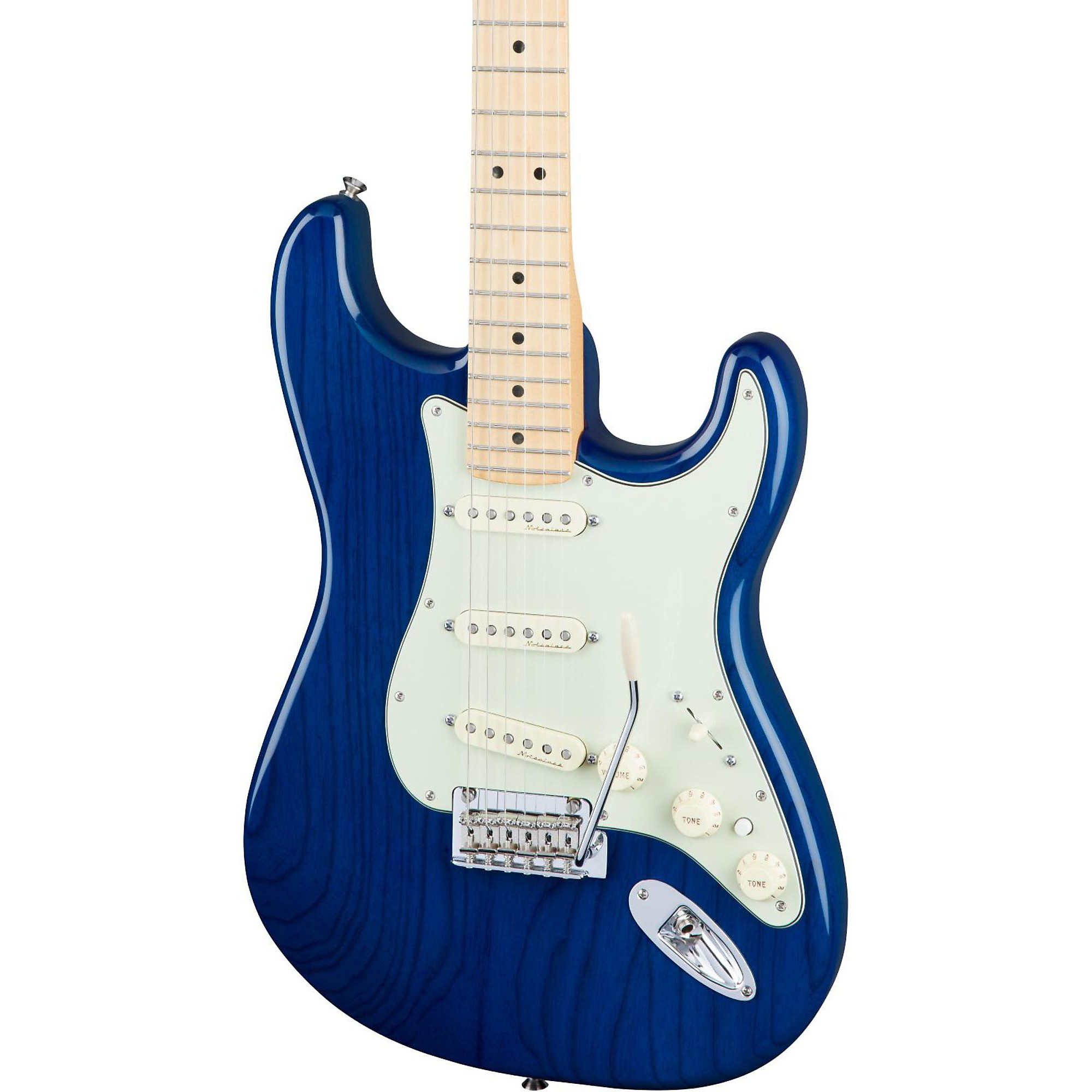 Fender Deluxe Stratocaster Maple Fingerboard Transparent Sapphire