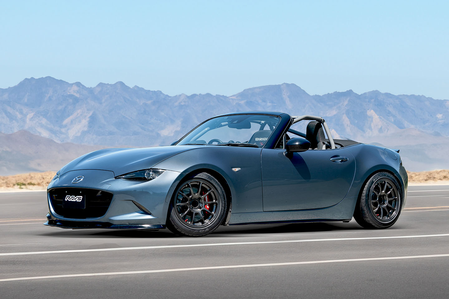 待望の15インチ登場」ボルクレーシングZE40がライトウェイトスポーツを