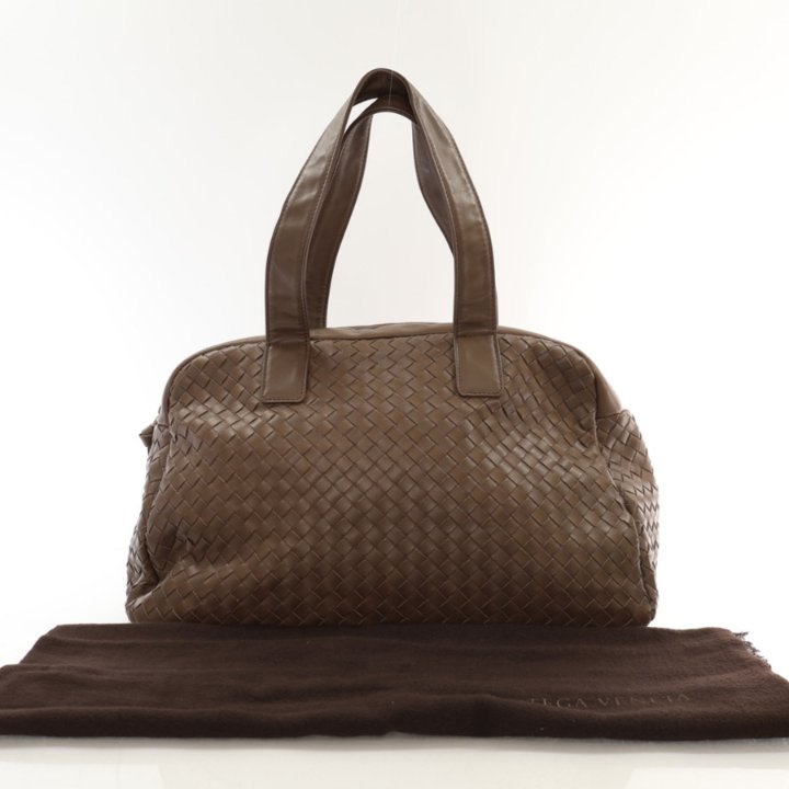 Bottega Veneta Boston Bag - Luxe Du Jour