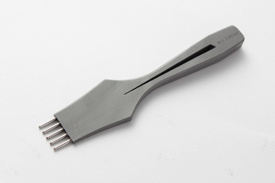 IZZZI 丸目打ち 3.38 mmピッチ | レザークラフト・ドット・ジェーピー