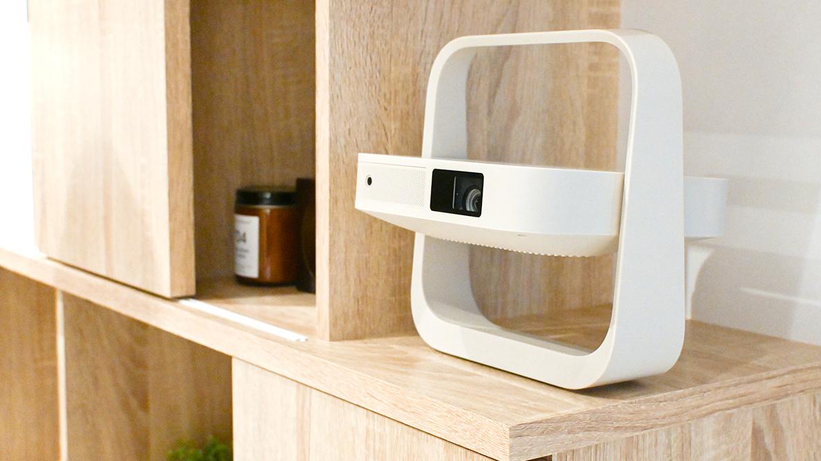 これ、プロジェクターなの？XGIMIの新製品がインテリアと相性抜群で