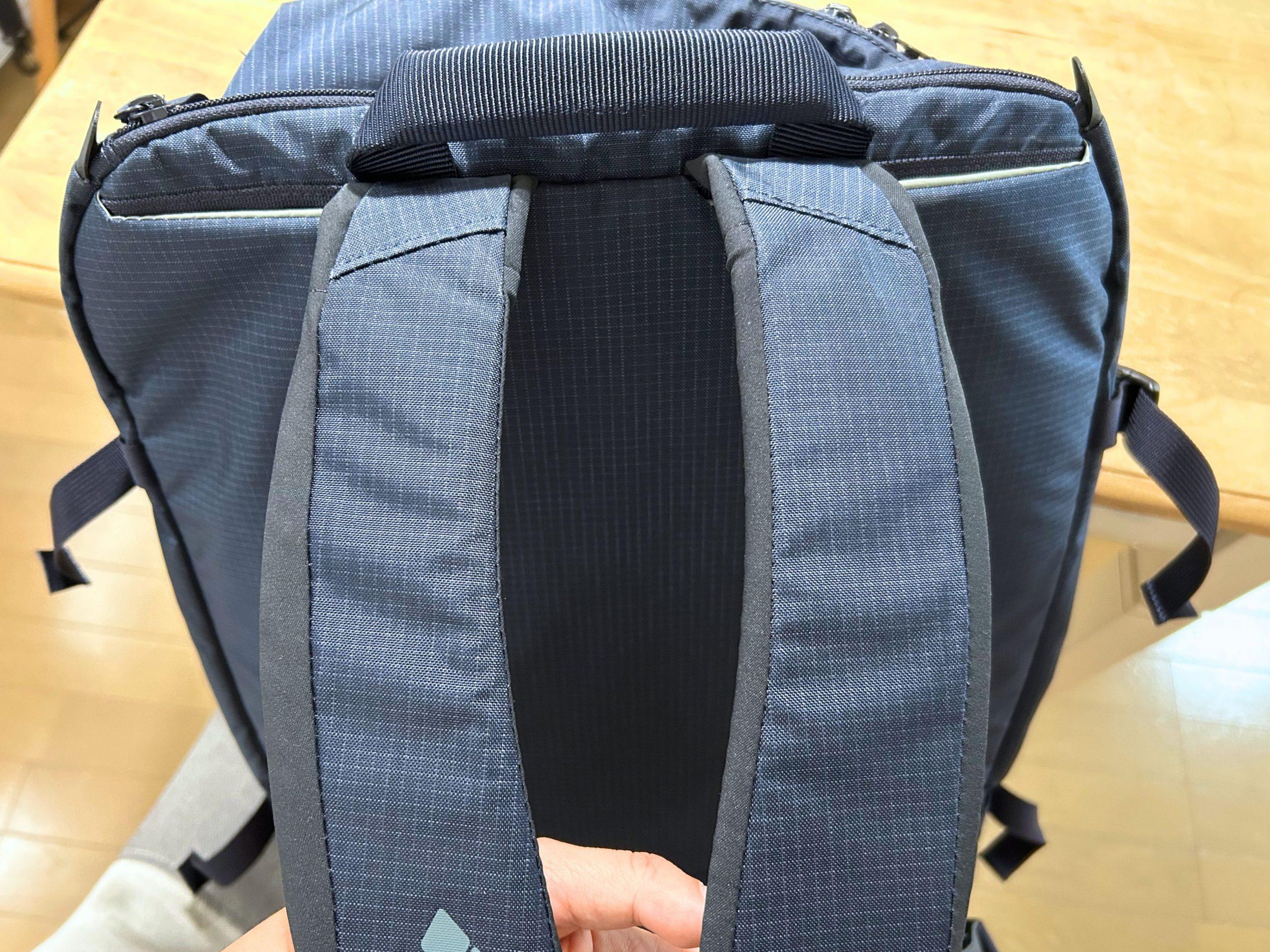 モンベルの「トライパック45」が優秀。軽くて、たっぷり入って