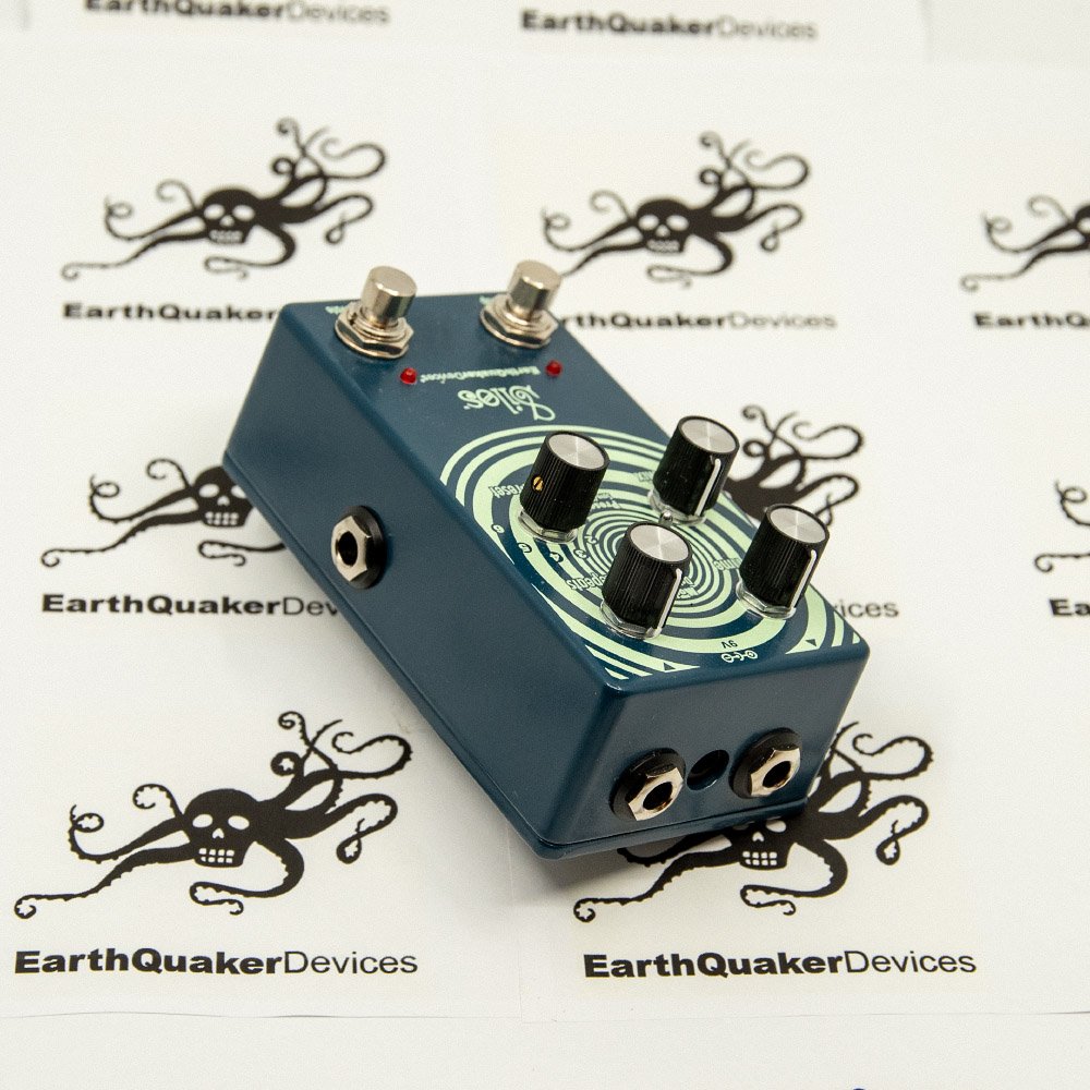 EarthQuaker Devices Silos Multi-Generational Time Reflection