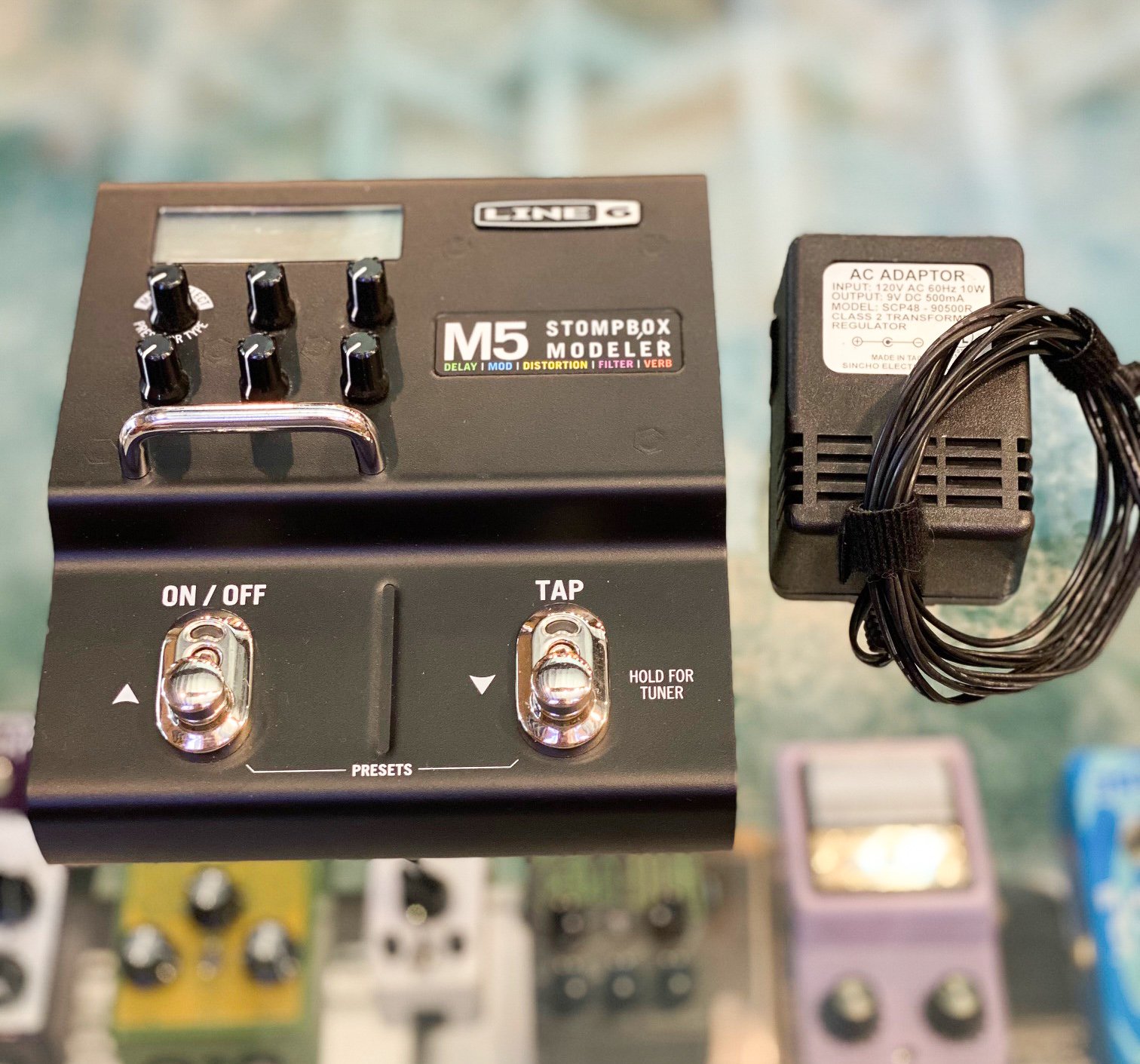 Line 6 M5 Stompbox Modeler pedal - w/power supply and manual