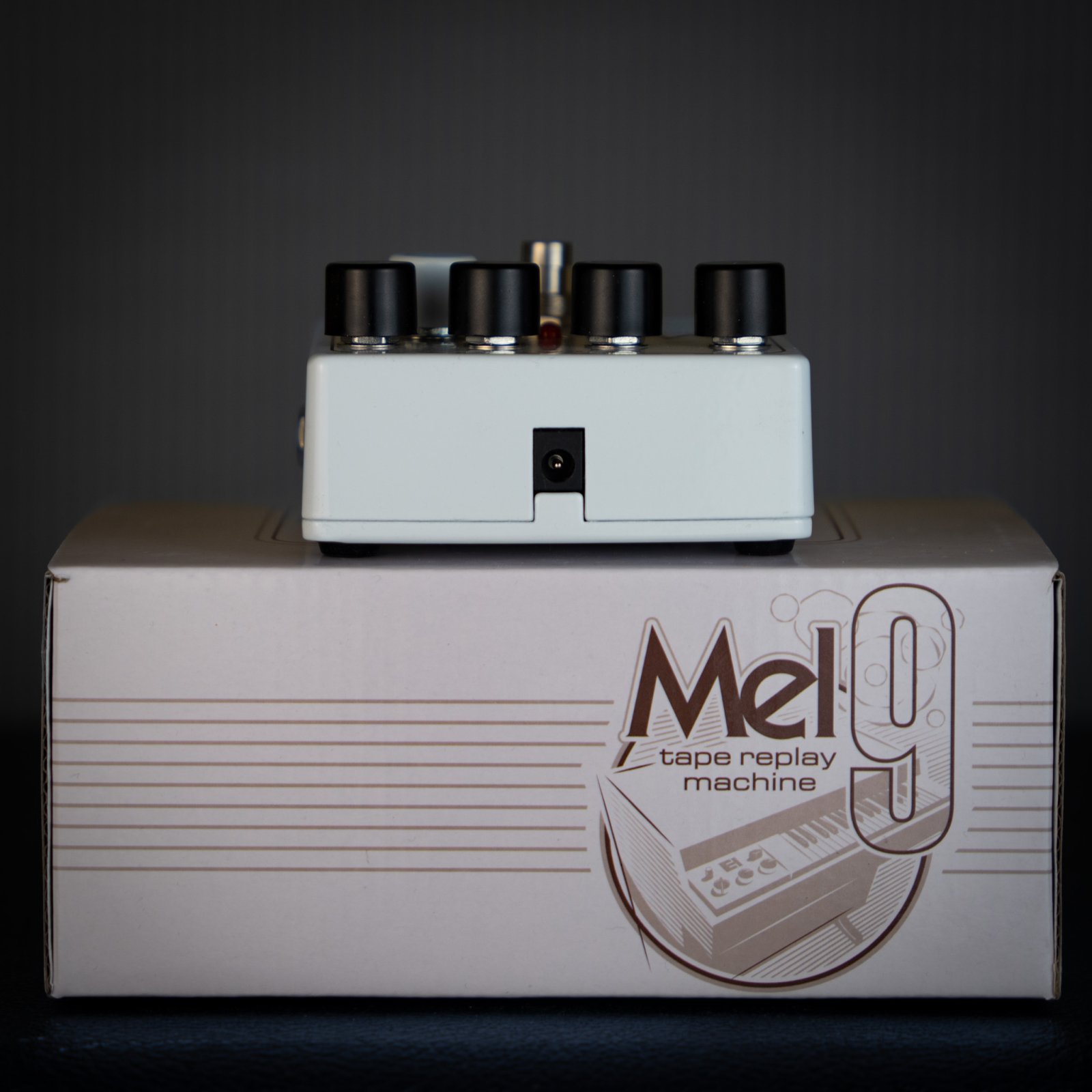 Electro-Harmonix MEL9 Tape Replay Machine Pedal (new) - 683274011837