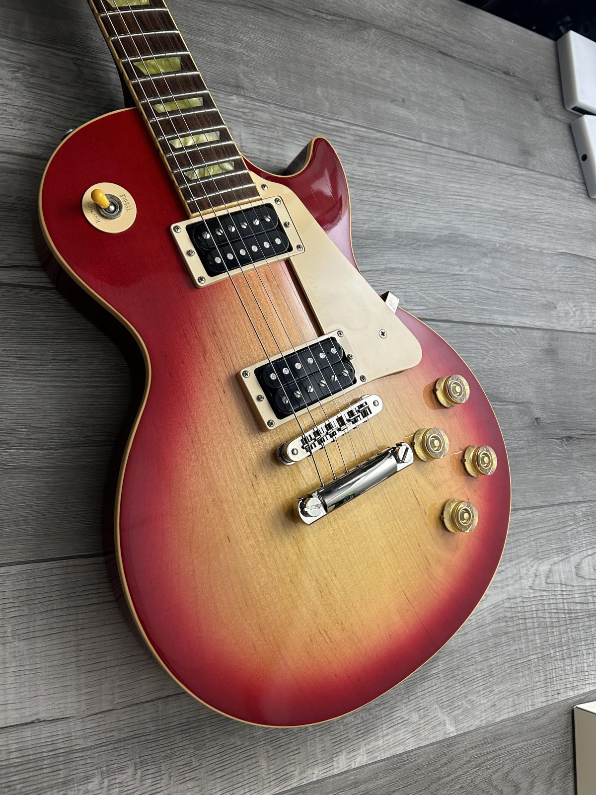 Gibson USA 2006 Les Paul Classic 1960 re-issue Heritage Cherry