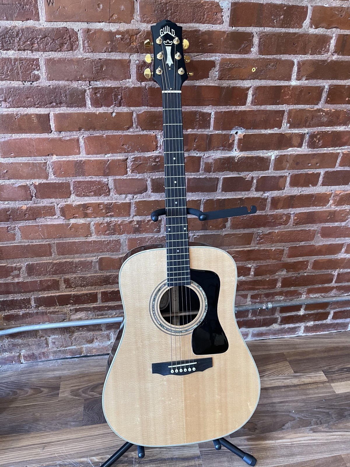 Guild DV-52 NT HG - 1996 Natural