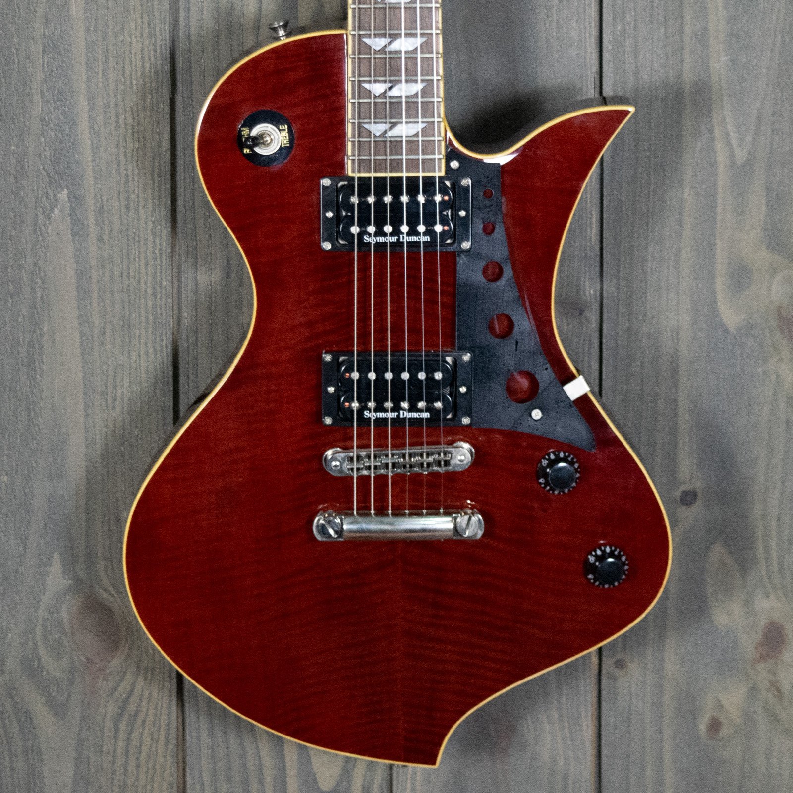 Fernandes Ravelle Dlx w/ OHSC (NOS - 2000s)