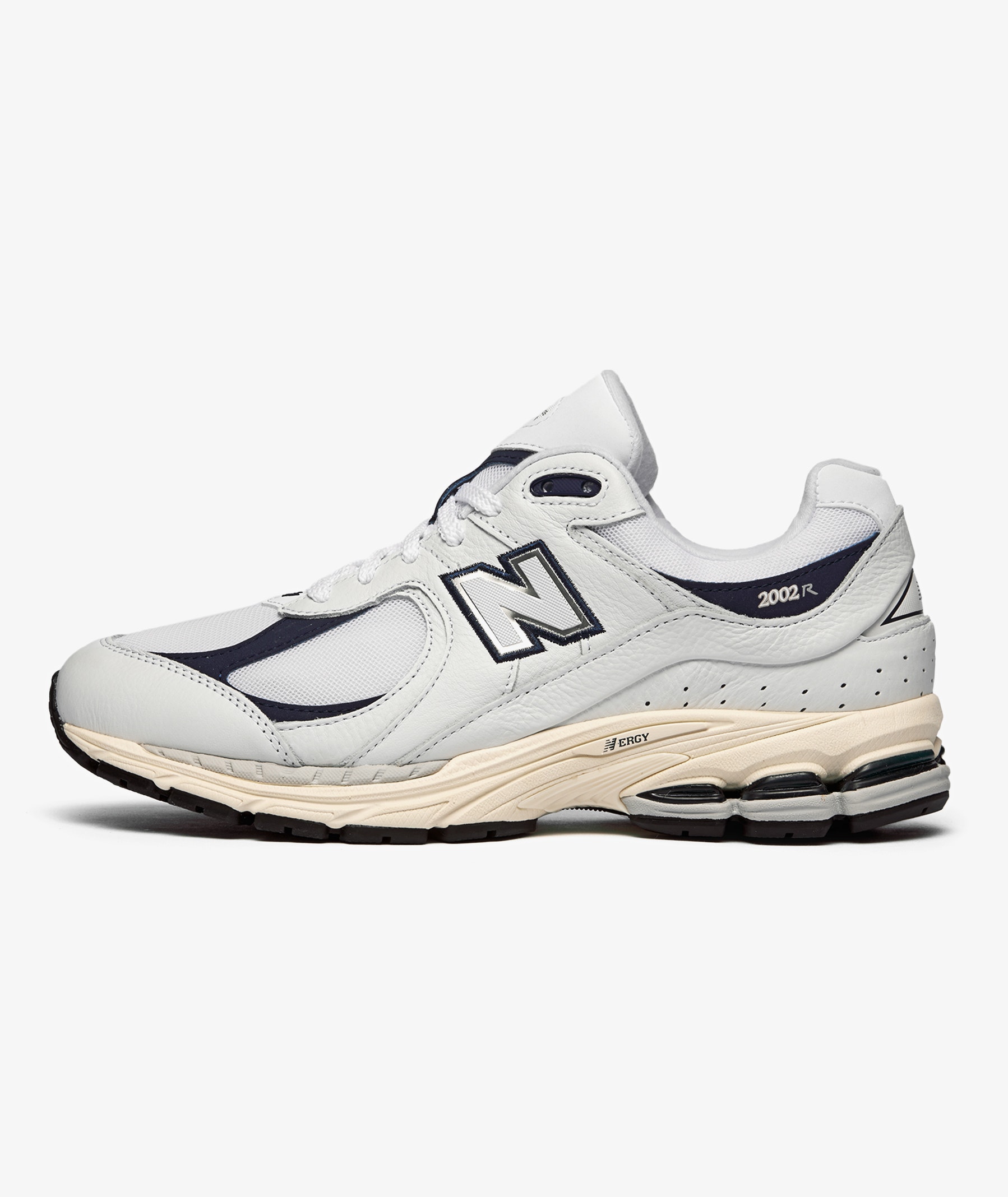 White New Balance 2002R | SVD