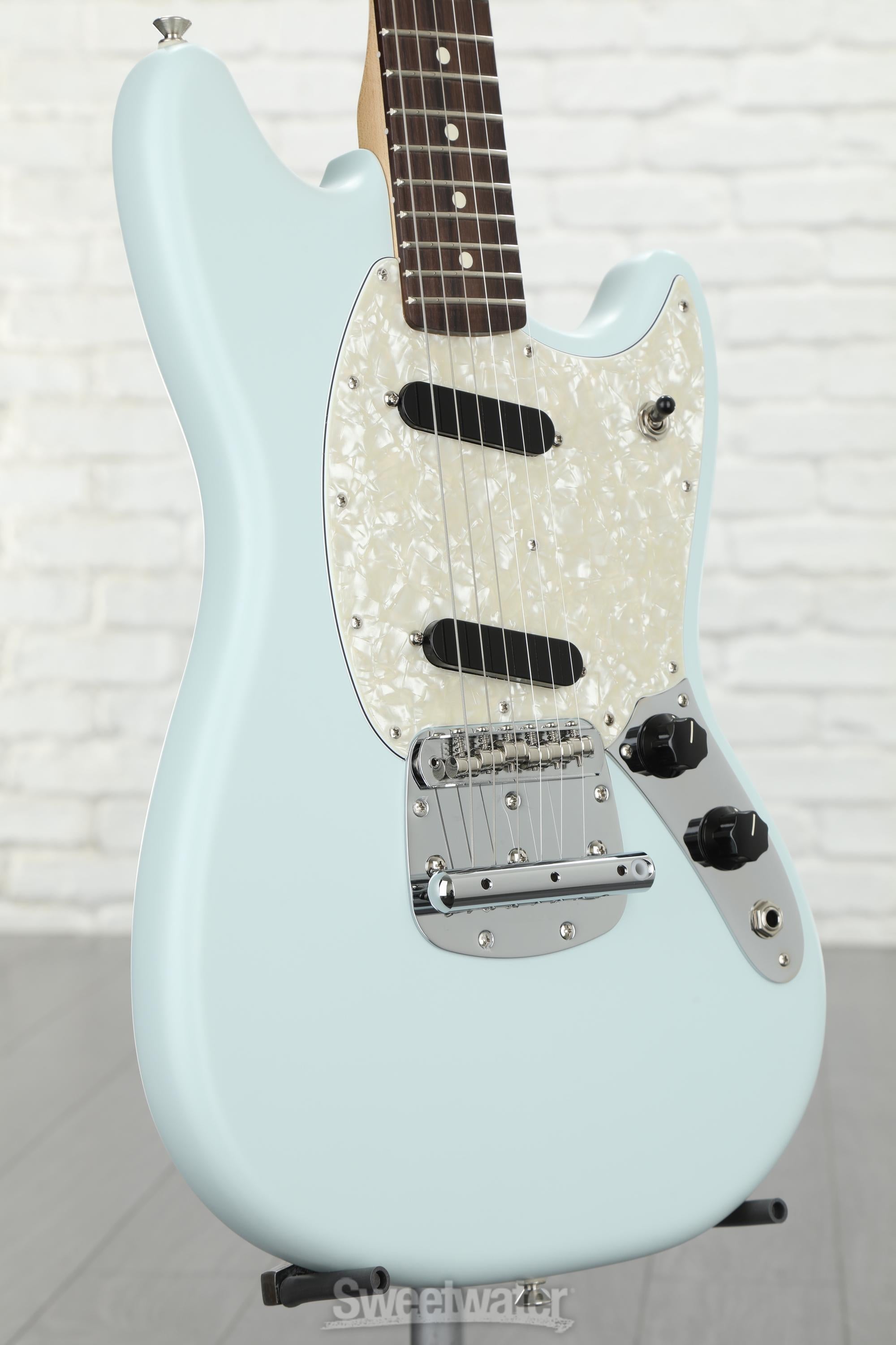 Fender American Performer Mustang - Satin Sonic Blue with Rosewood