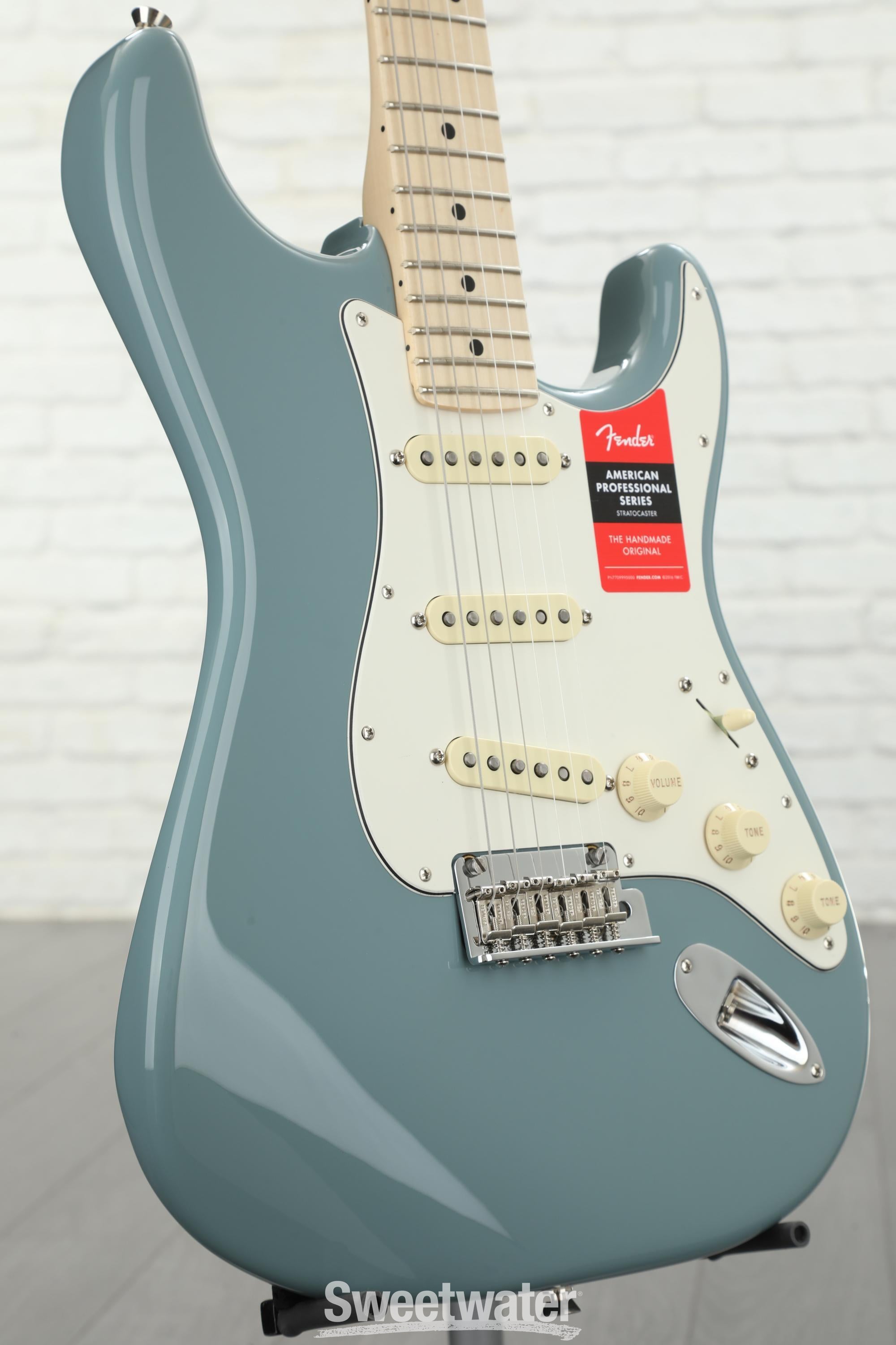 Fender American Professional Stratocaster - Sonic Gray with Maple