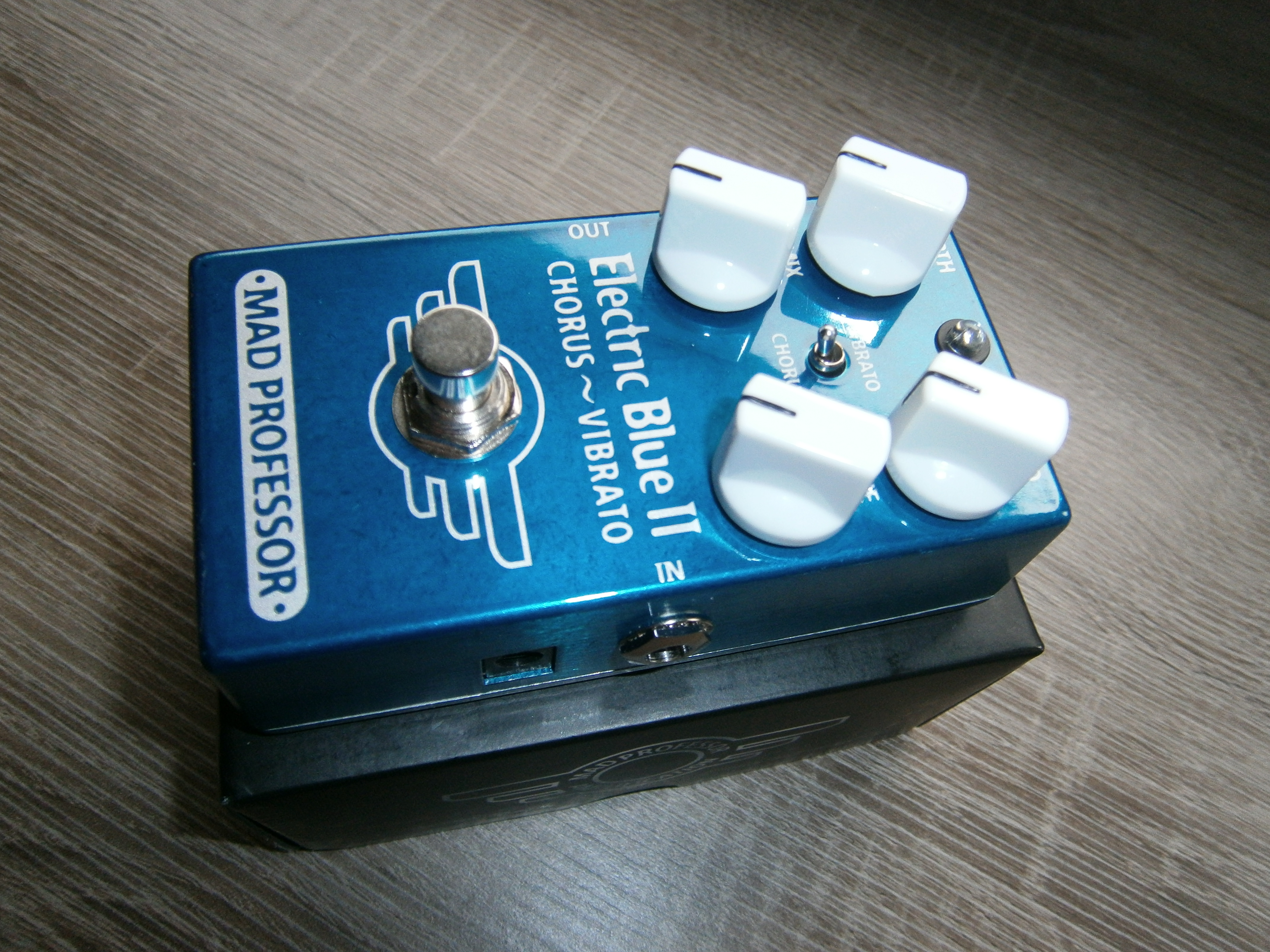 Electric Blue II - Mad Professor Electric Blue II - Audiofanzine