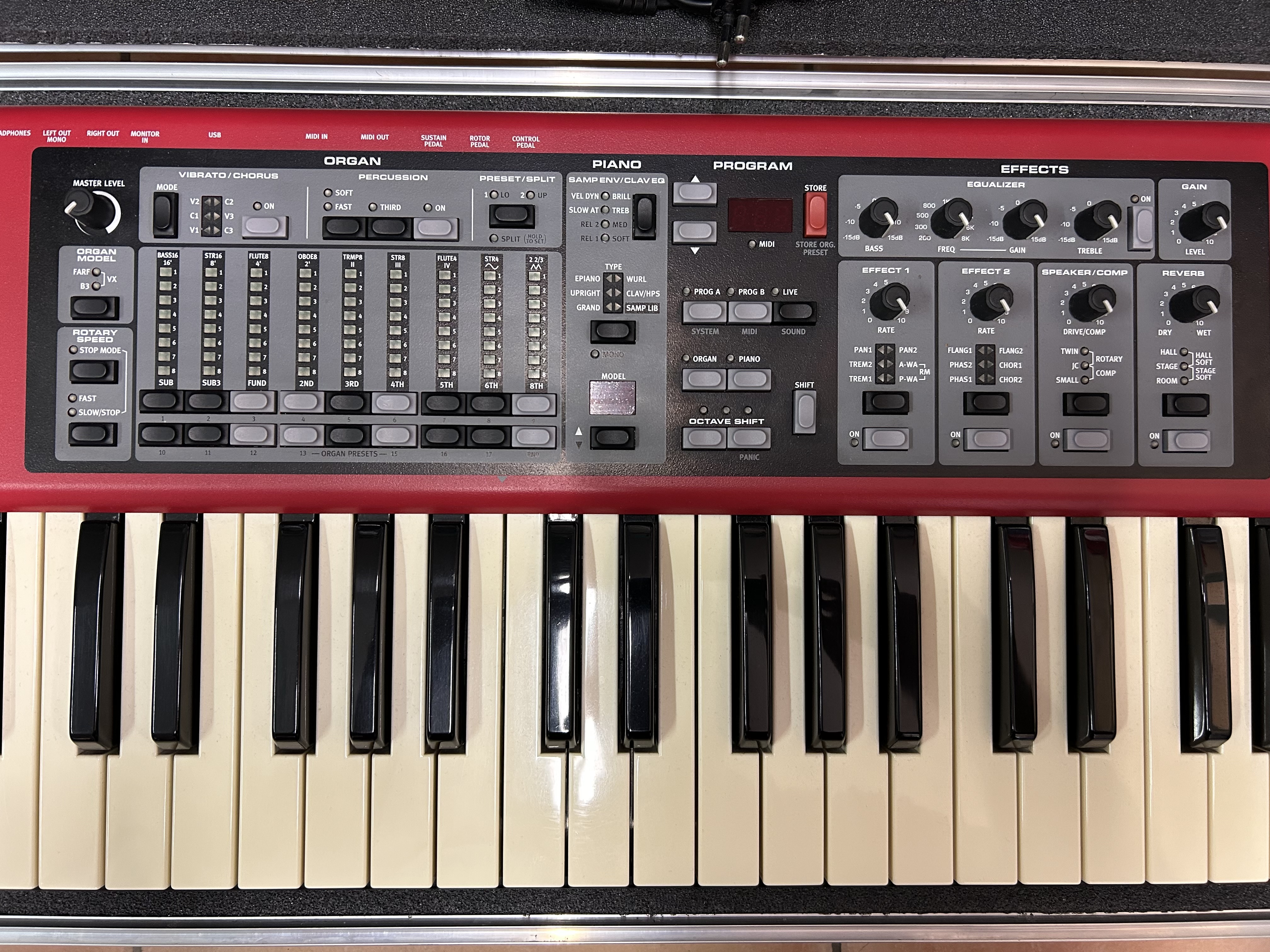 Nord Electro 3 61 - Clavia Nord Electro 3 61 - Audiofanzine