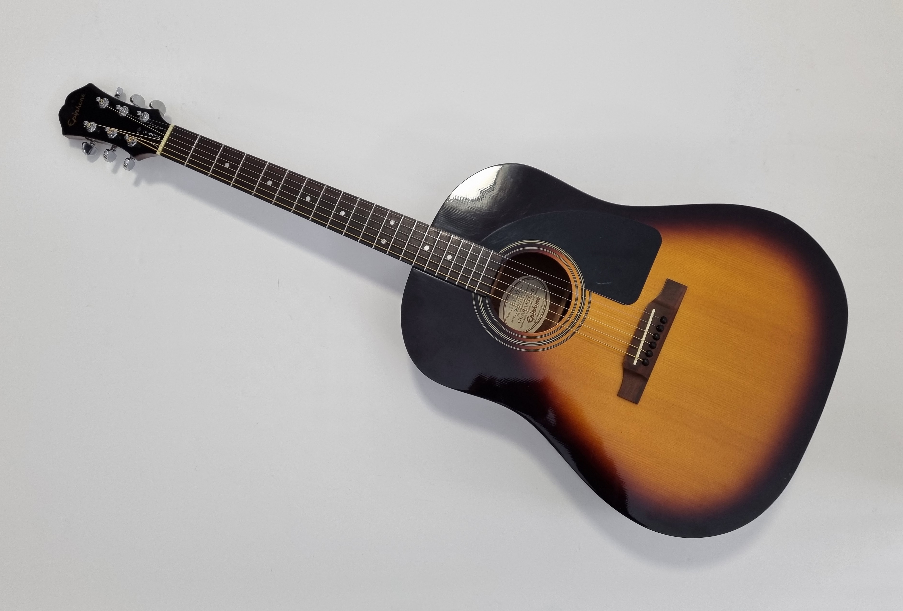 AJ-10 - Epiphone AJ-10 - Audiofanzine