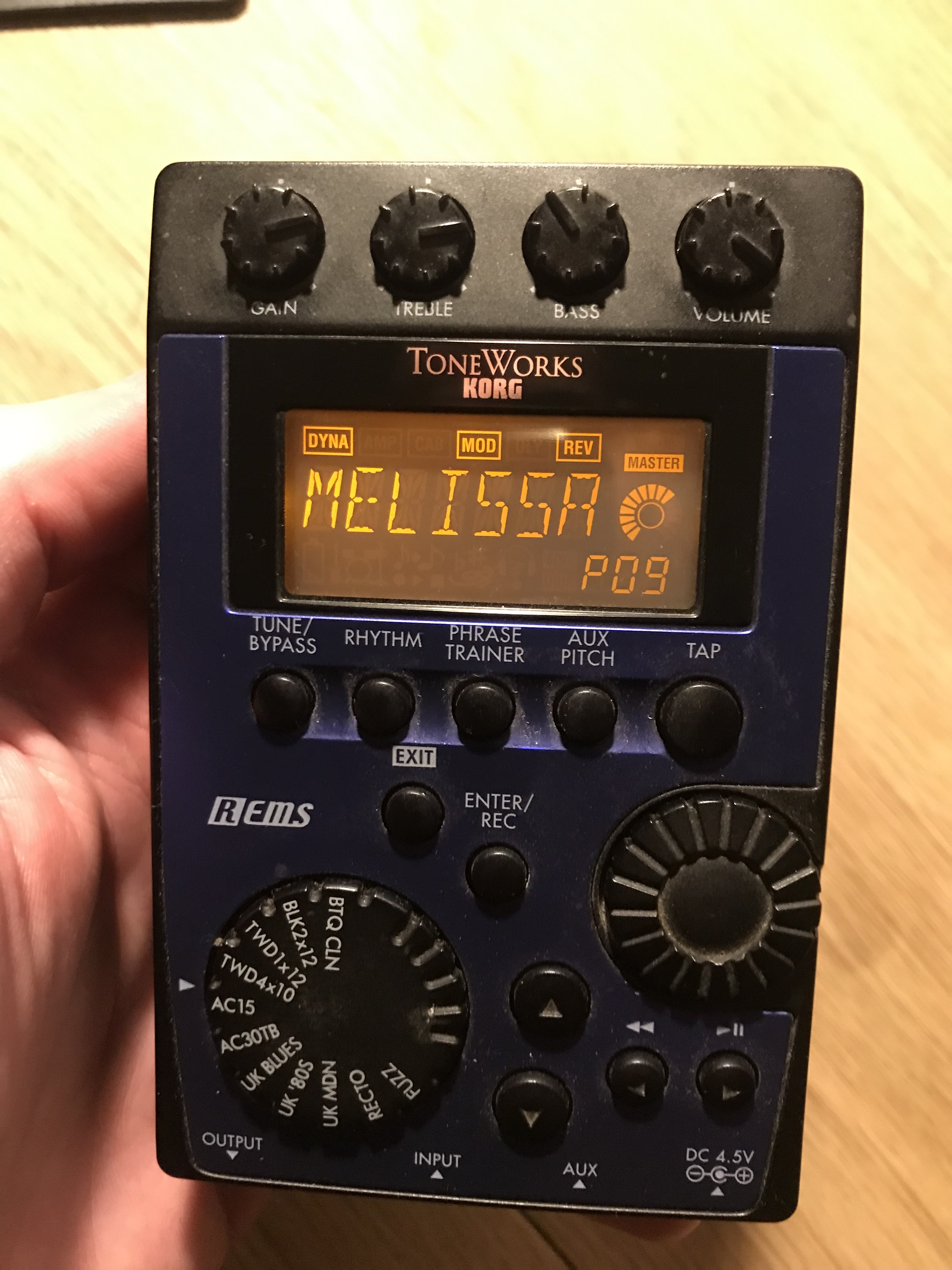 PX4 - Korg PX4 - Audiofanzine