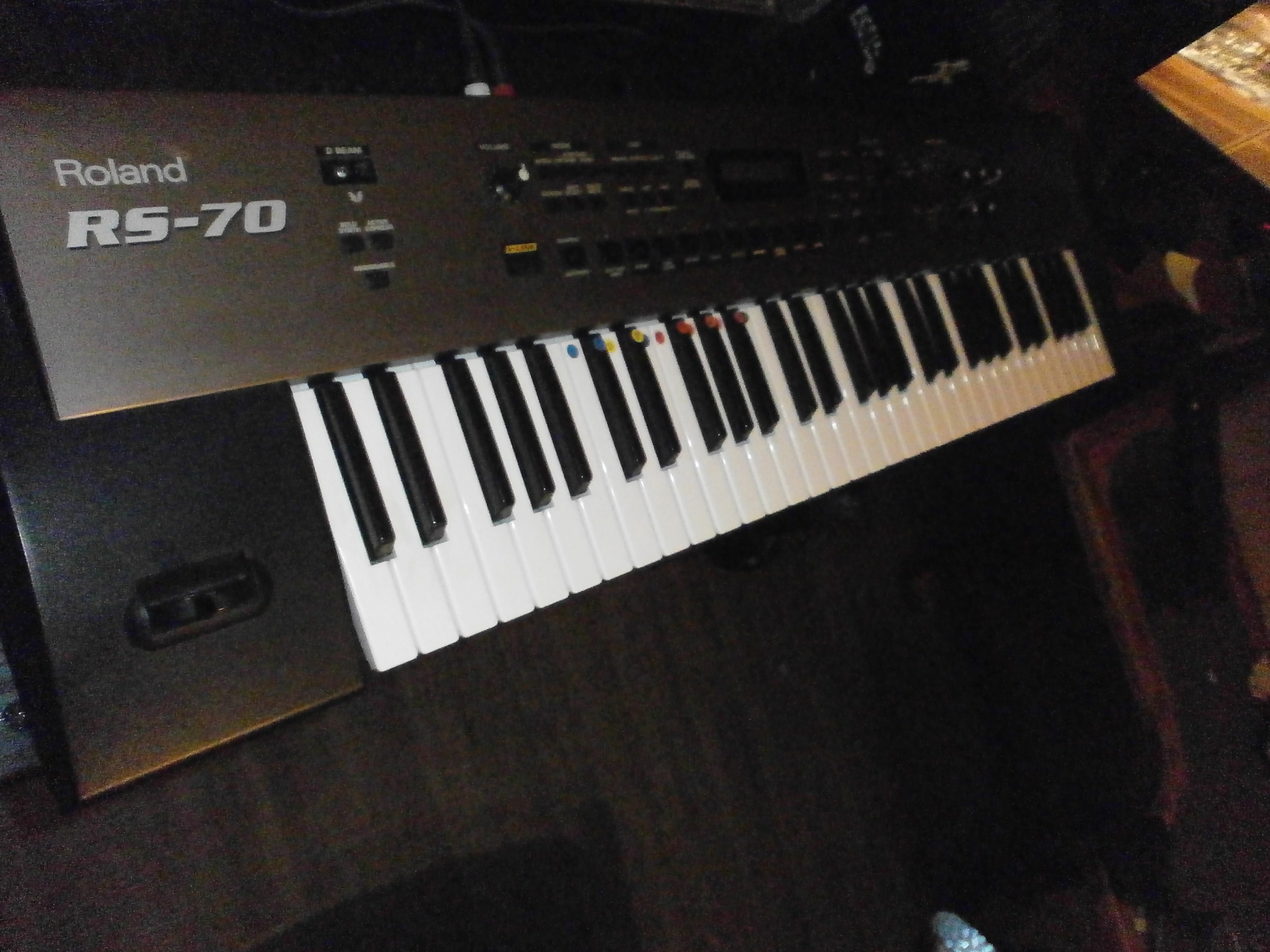 RS-50 - Roland RS-50 - Audiofanzine