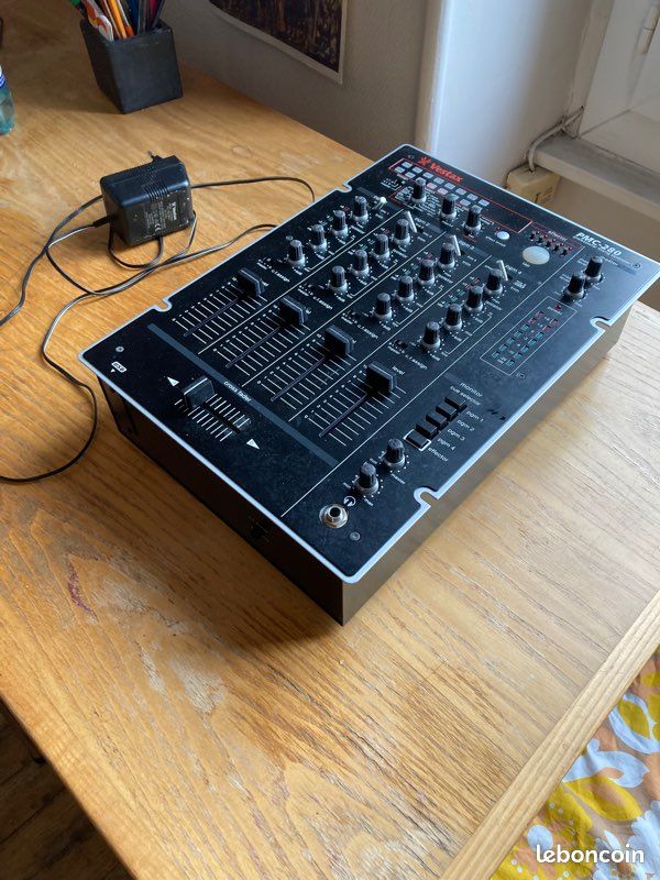 PMC-280 - Vestax PMC-280 - Audiofanzine