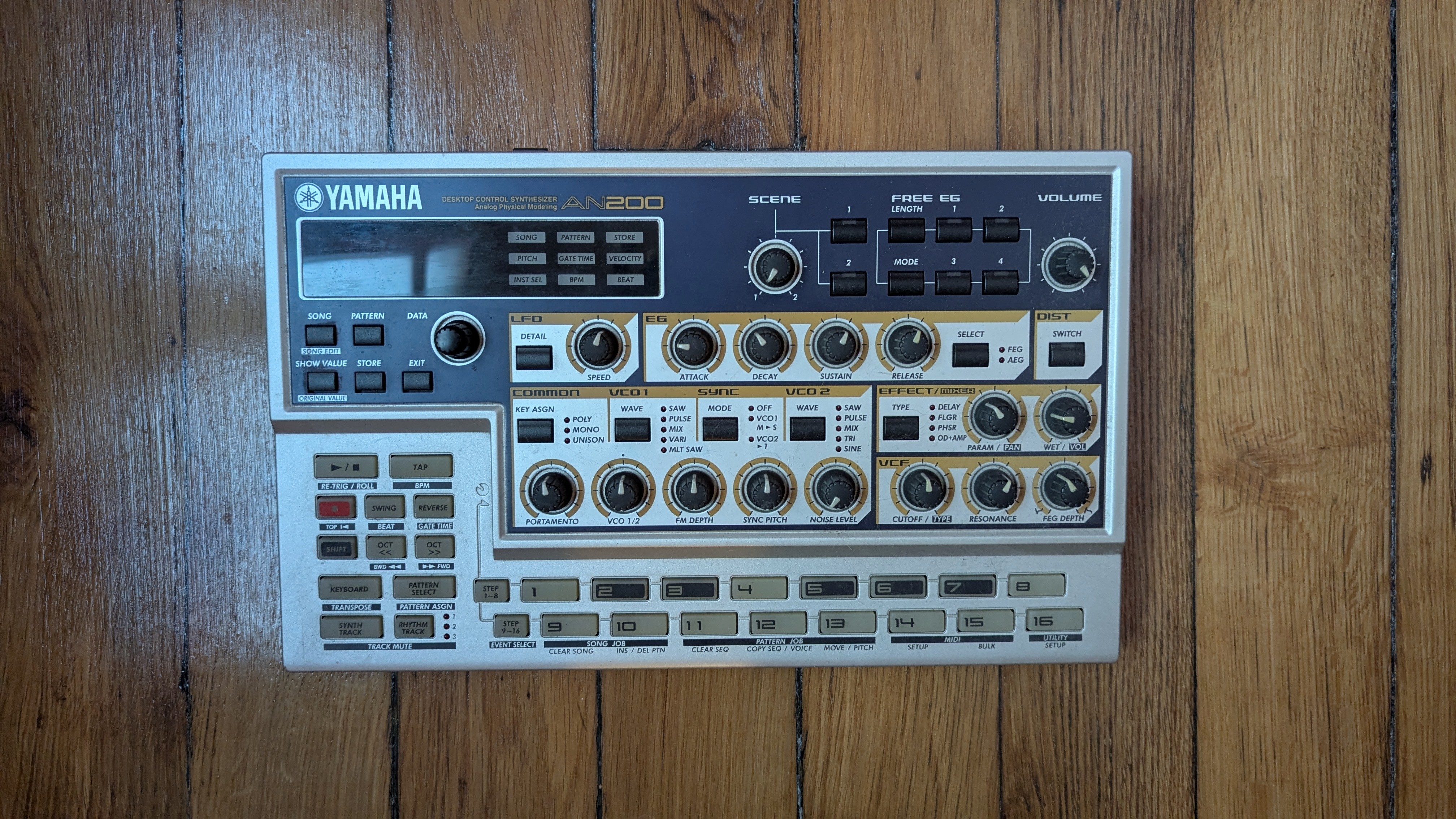 AN200 - Yamaha AN200 - Audiofanzine