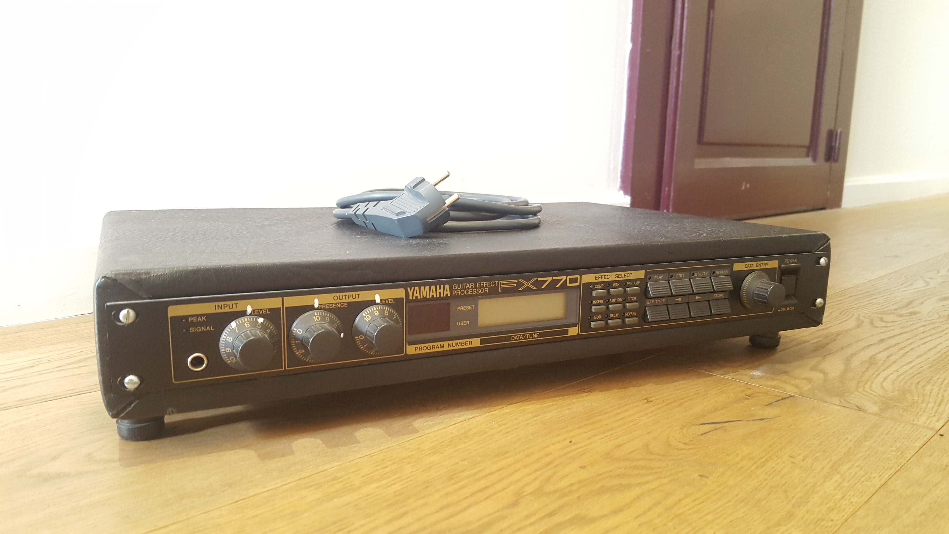 FX770 - Yamaha FX770 - Audiofanzine