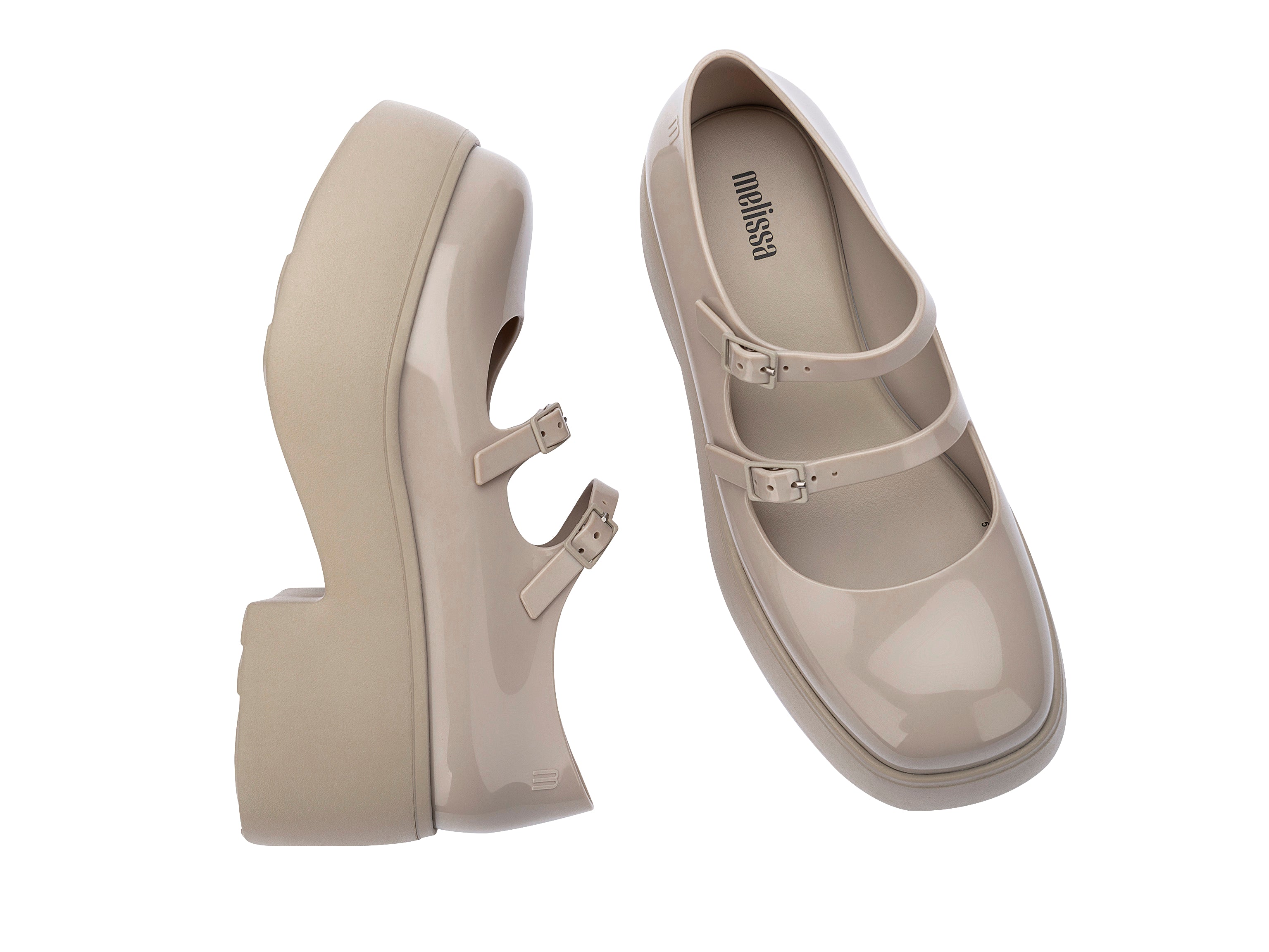 Melissa Farah – melissa shoes Japan