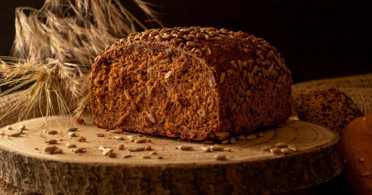 ホームベーカリーのピザ生地コースを使いこなす！本格的な味わいを