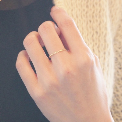 18金ゴールド-華奢シンプルリング「デュプレーツイストリング」 | 華奢