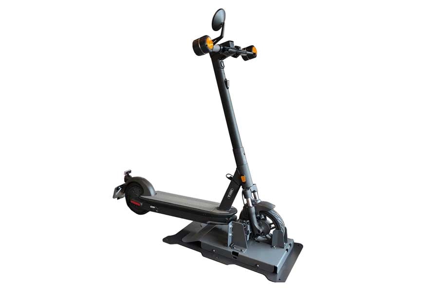 セグウェイから電動キックボード「MAX Plus」ワイヤレス充電モデルが
