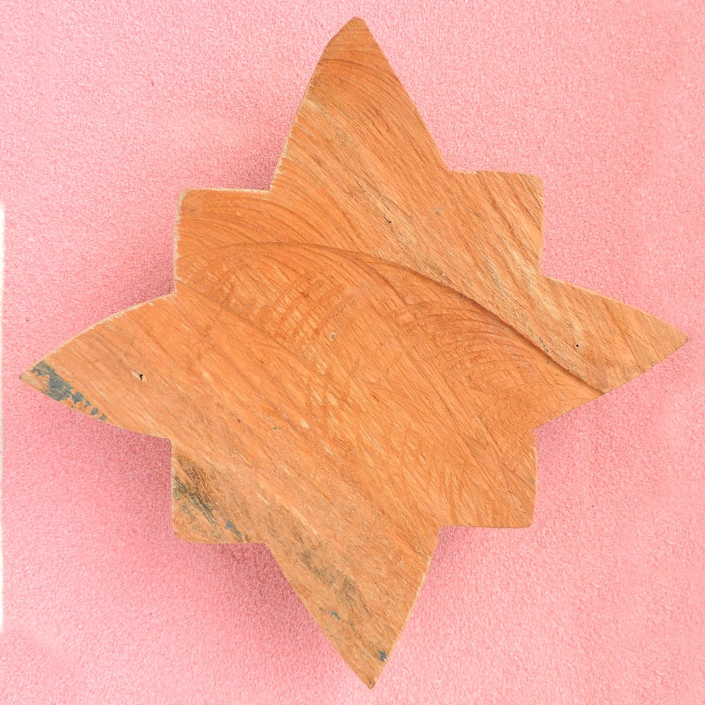 ウィチョル ネアリカ ヤーンアート 太陽 Tepchuano メキシコ