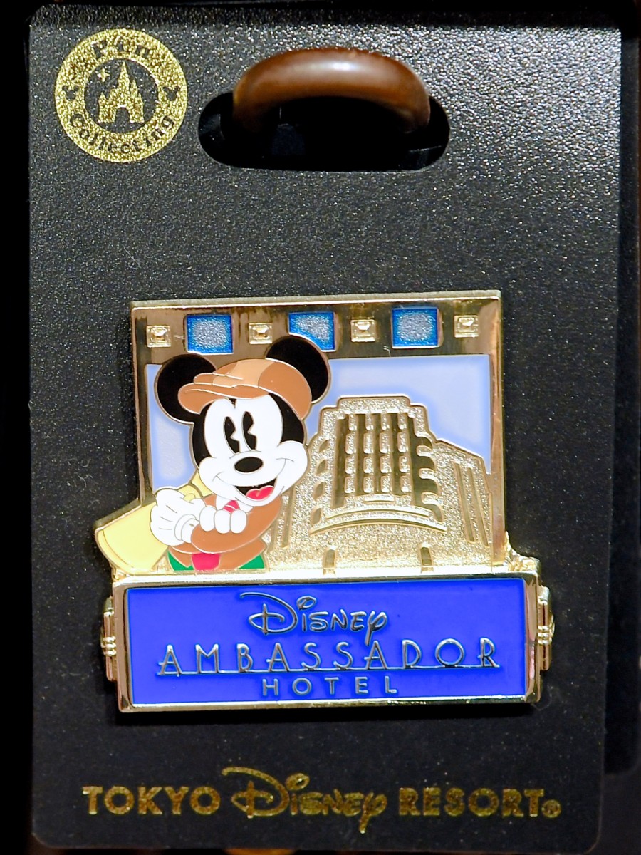 ホテル限定コスチュームのミッキー！ディズニーホテル限定ピンバッジ -