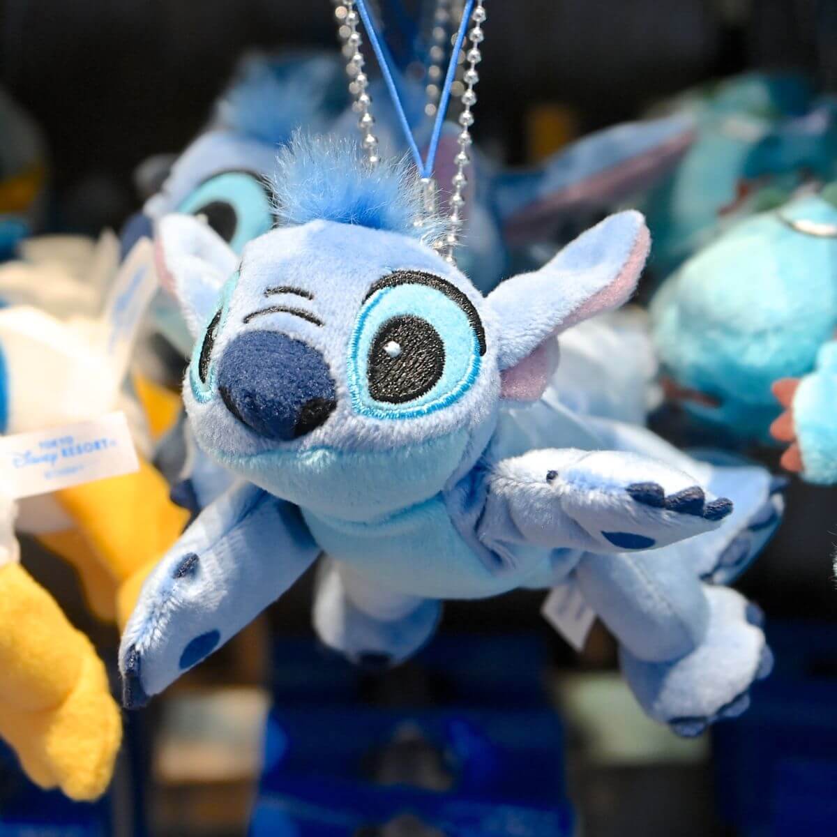 野獣・ロッツォ登場！東京ディズニーランド 寝そべりぬいぐるみ