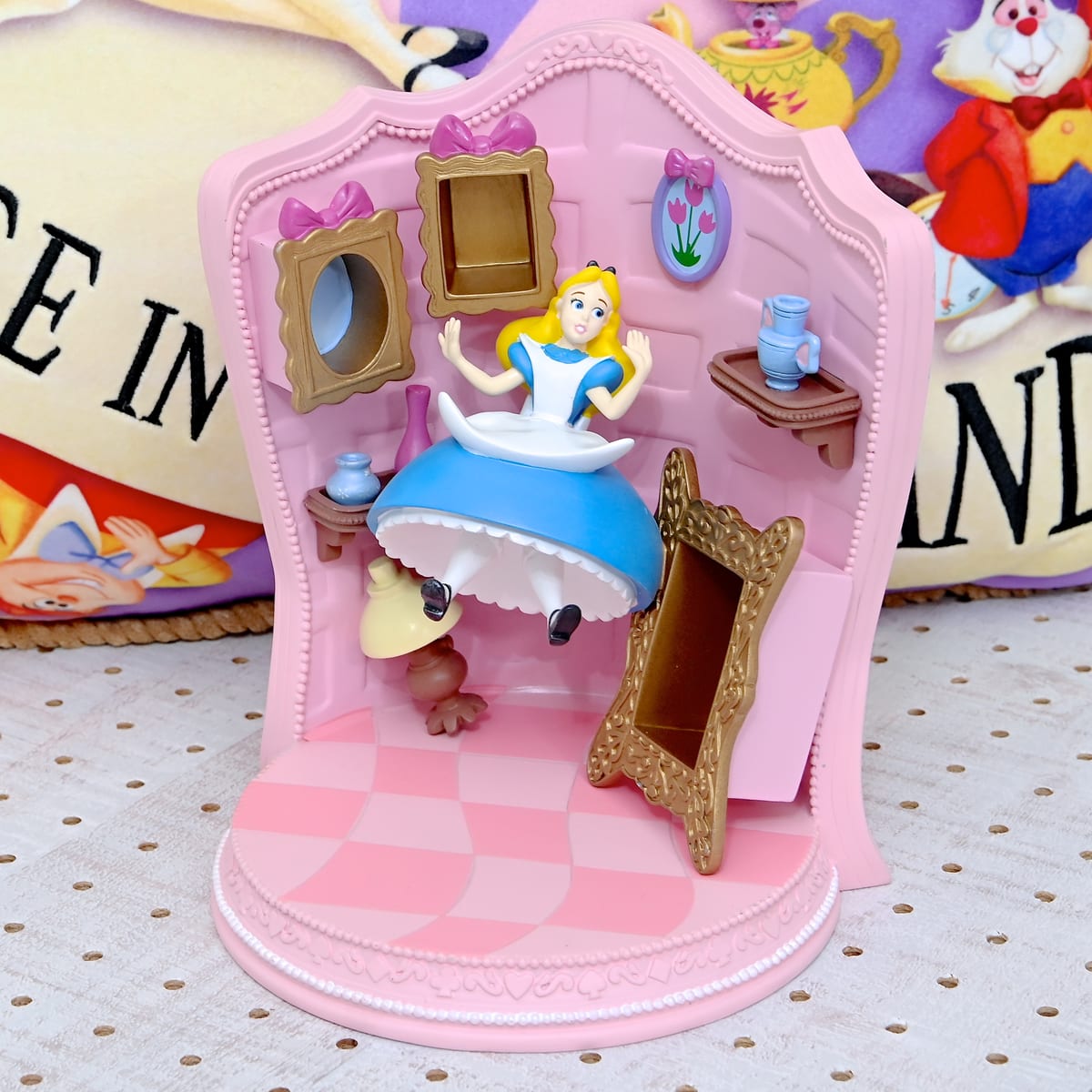 70周年アニバーサリーデザイン！ディズニーストア『ふしぎの国のアリス