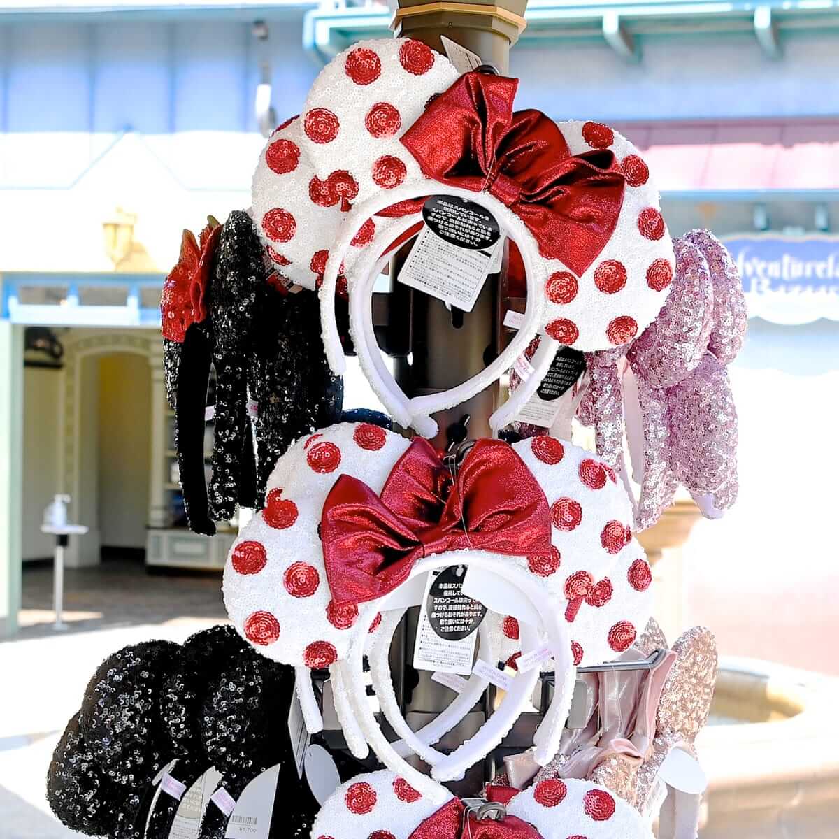 スパンコールにホワイトのドット柄が登場！東京ディズニーランド