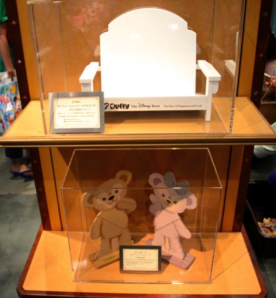 ディズニー30周年ダッフィーとシェリーメイのベンチ注文してきました☆ -