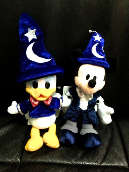 ミッキーのフィルハーマジックのぬいぐるいバッジ☆ -