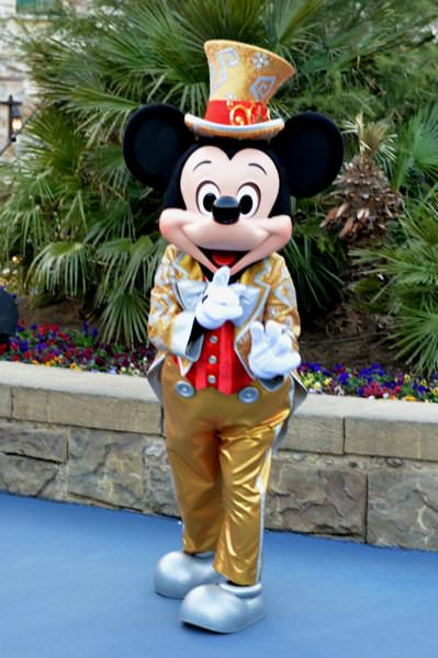 とっても優しい30周年金コスミッキーとグリーティング？ -