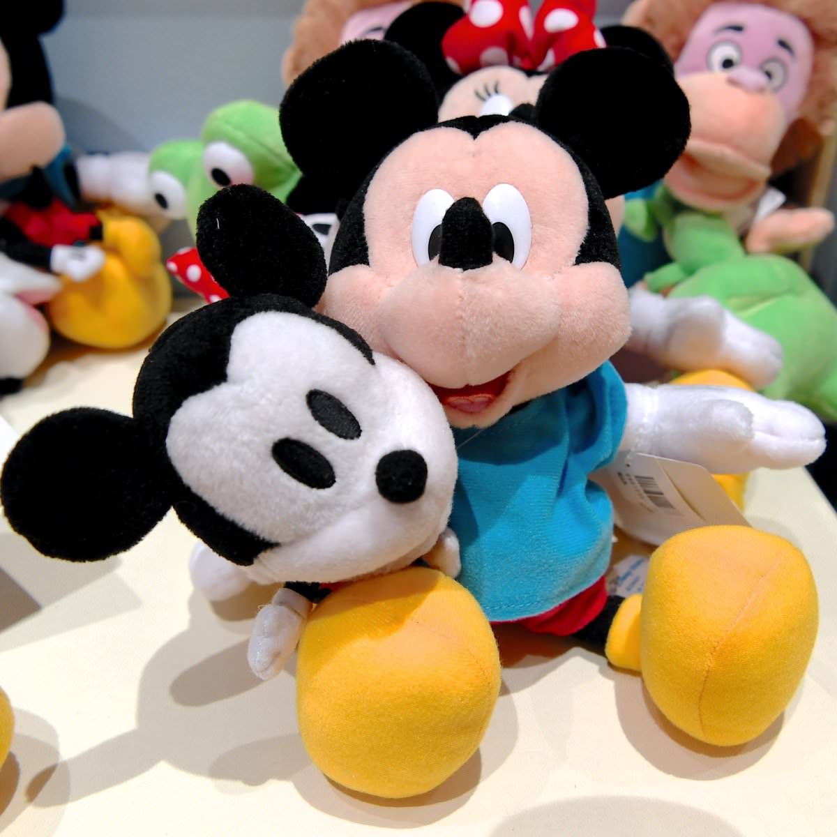 パペットを持ったミッキーたち！東京ディズニーランド｢スーパードゥー