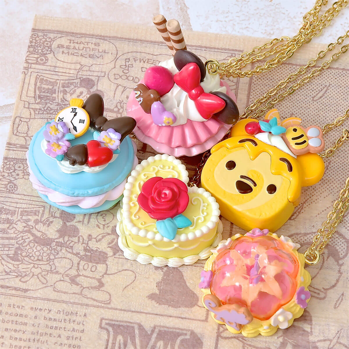 プーさんやラプンツェルがスイーツネックレスに！バンダイ ディズニー