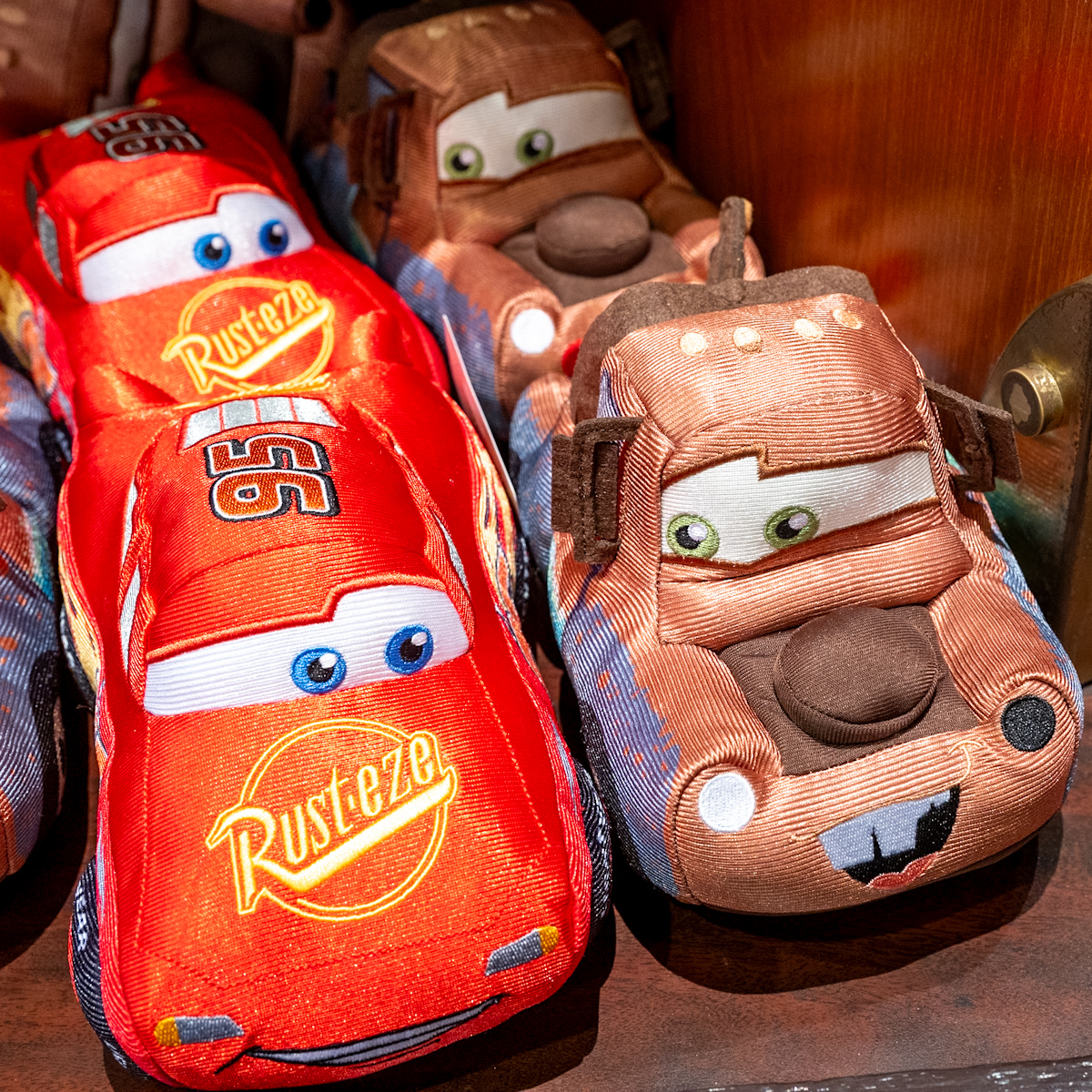 ライトニング・マックィーン＆メーター！東京ディズニーランド『カーズ