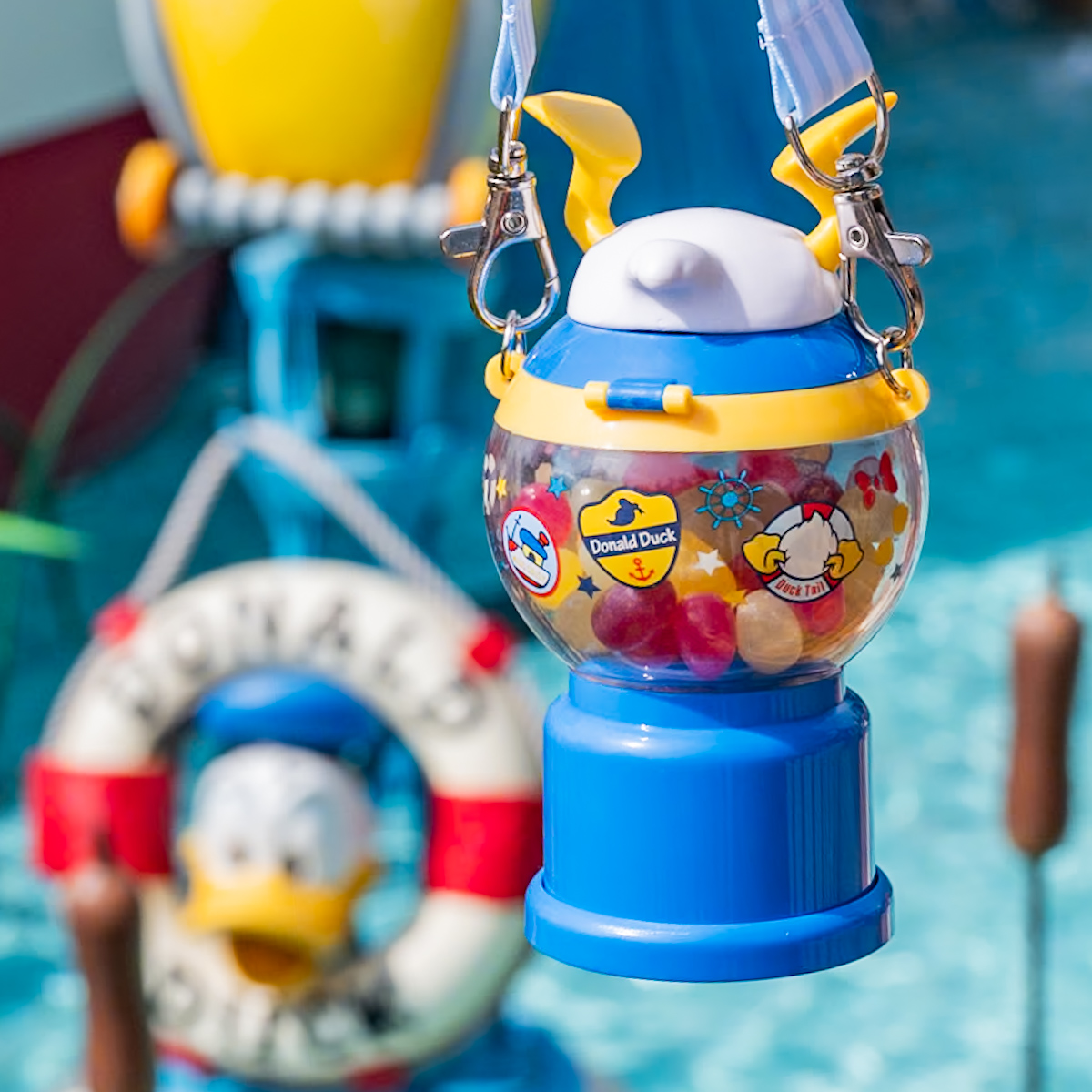 カプセルトイ型！東京ディズニーランド ドナルドダックモチーフミニ