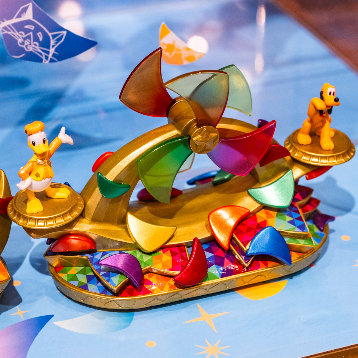 ミッキー＆フレンズ、『リメンバー・ミー』デザイン！東京