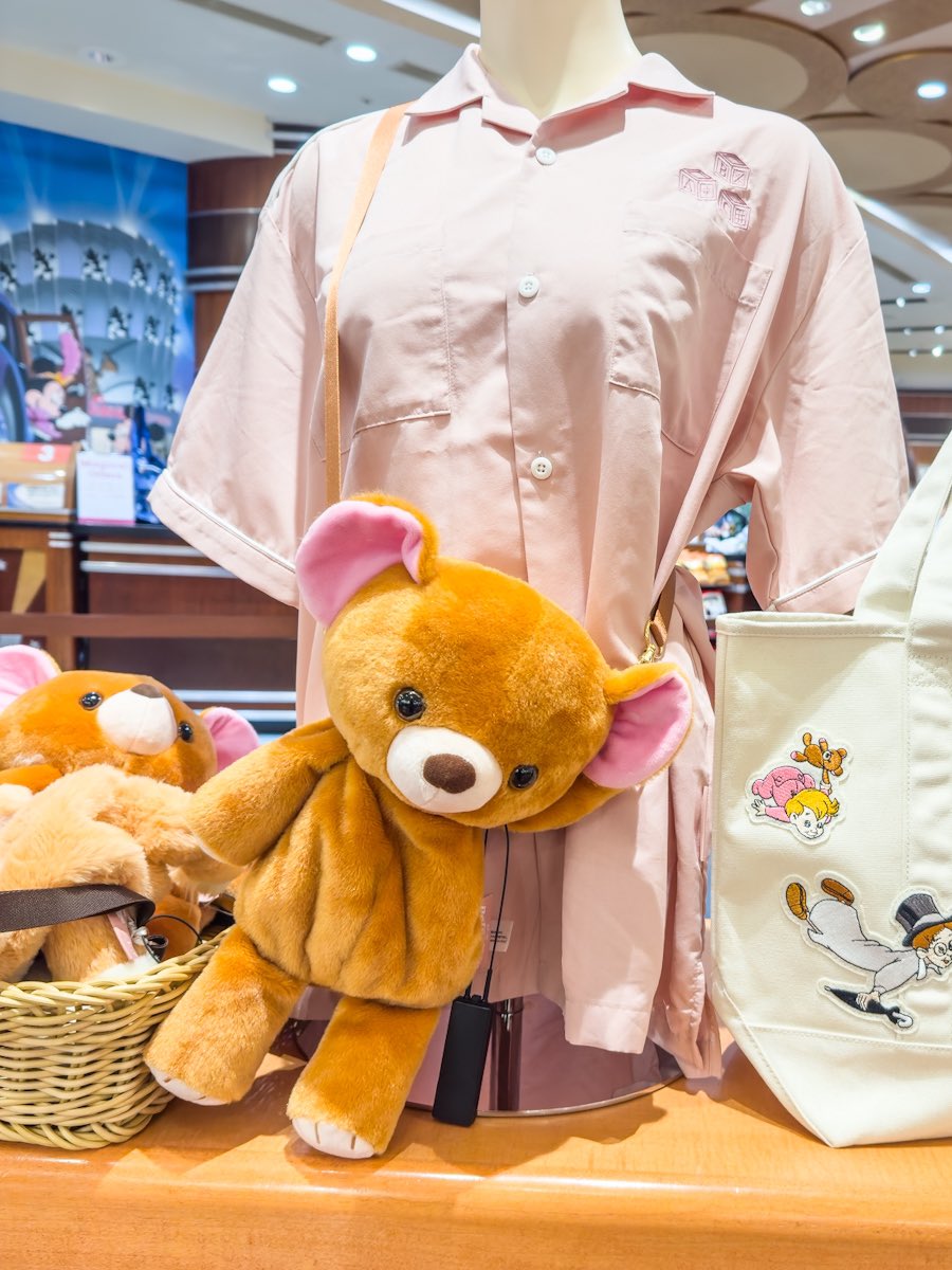 マイケルのテディベアと愛犬ナナデザイン！ディズニーストア『ピーター
