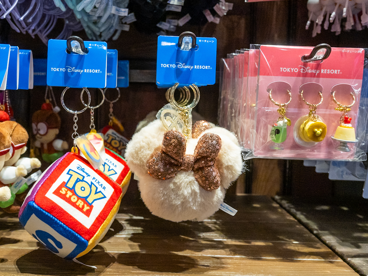 冬に着けたいふわふわデザイン！東京ディズニーランド「ミニーマウス